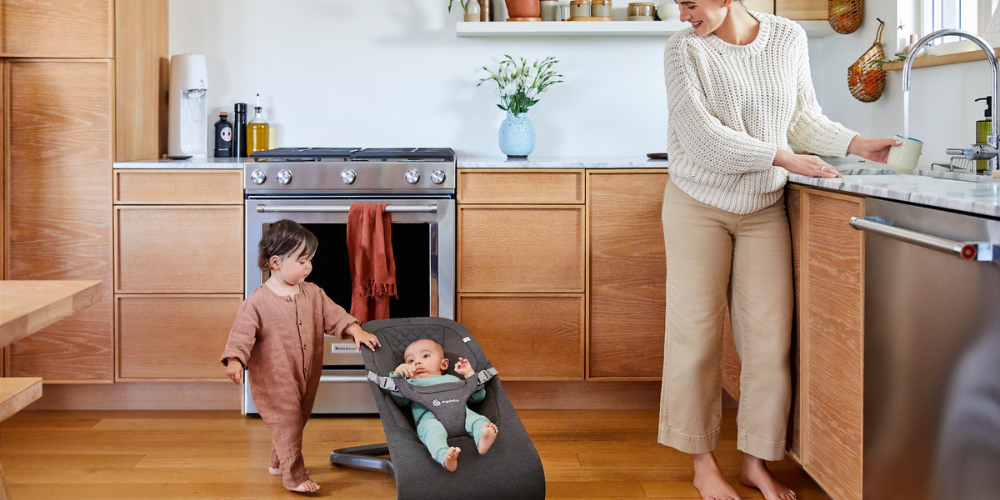 Baby bouncer, a swing or a rocker? What you should know before buying